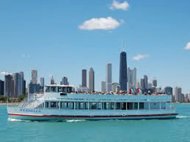 River boat_city background River boat_city background